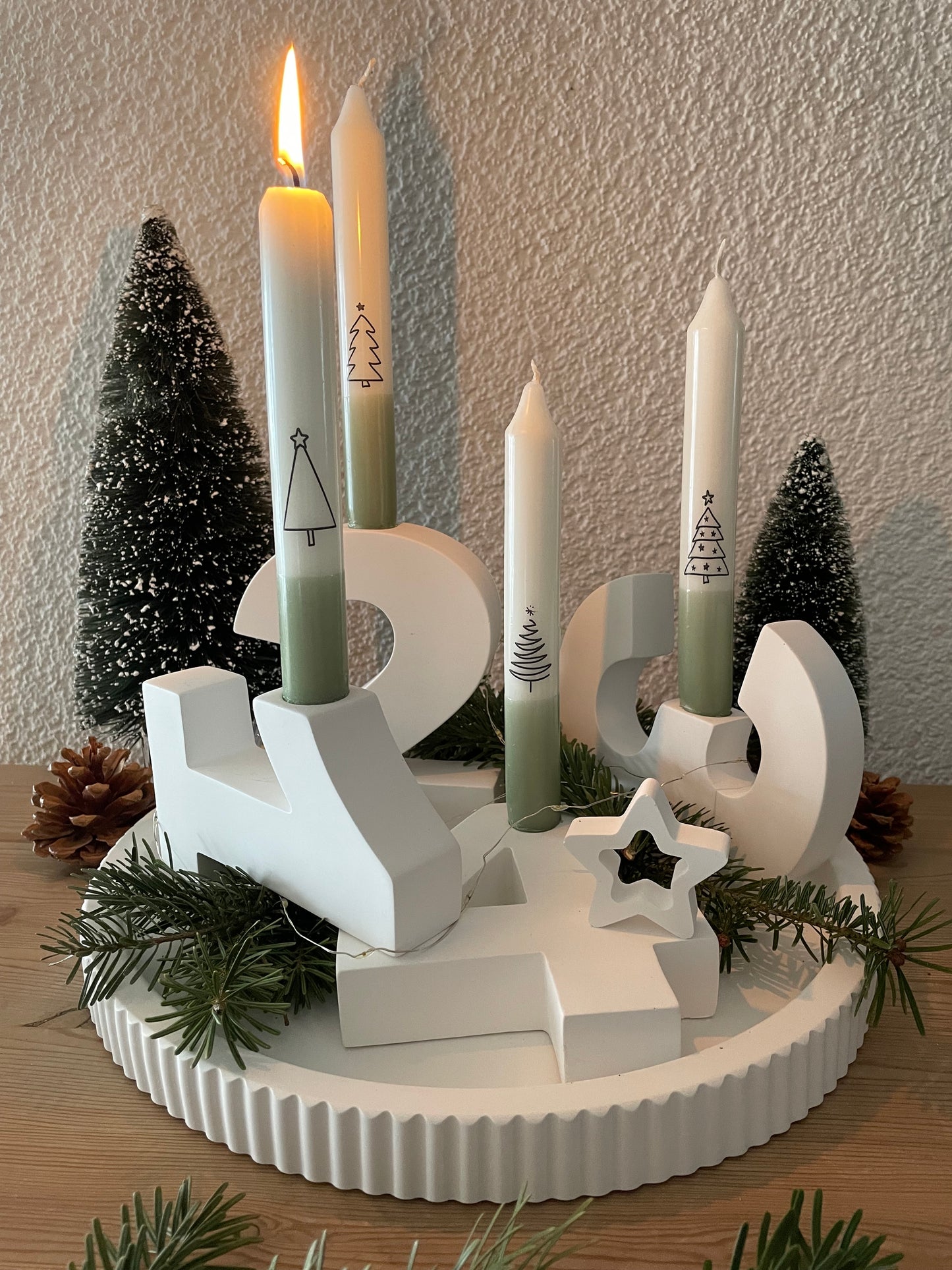 Adventskranz / Adventskranz-Zahlen /große Zahlen / Weihnachtsdeko / Kerzenhalter