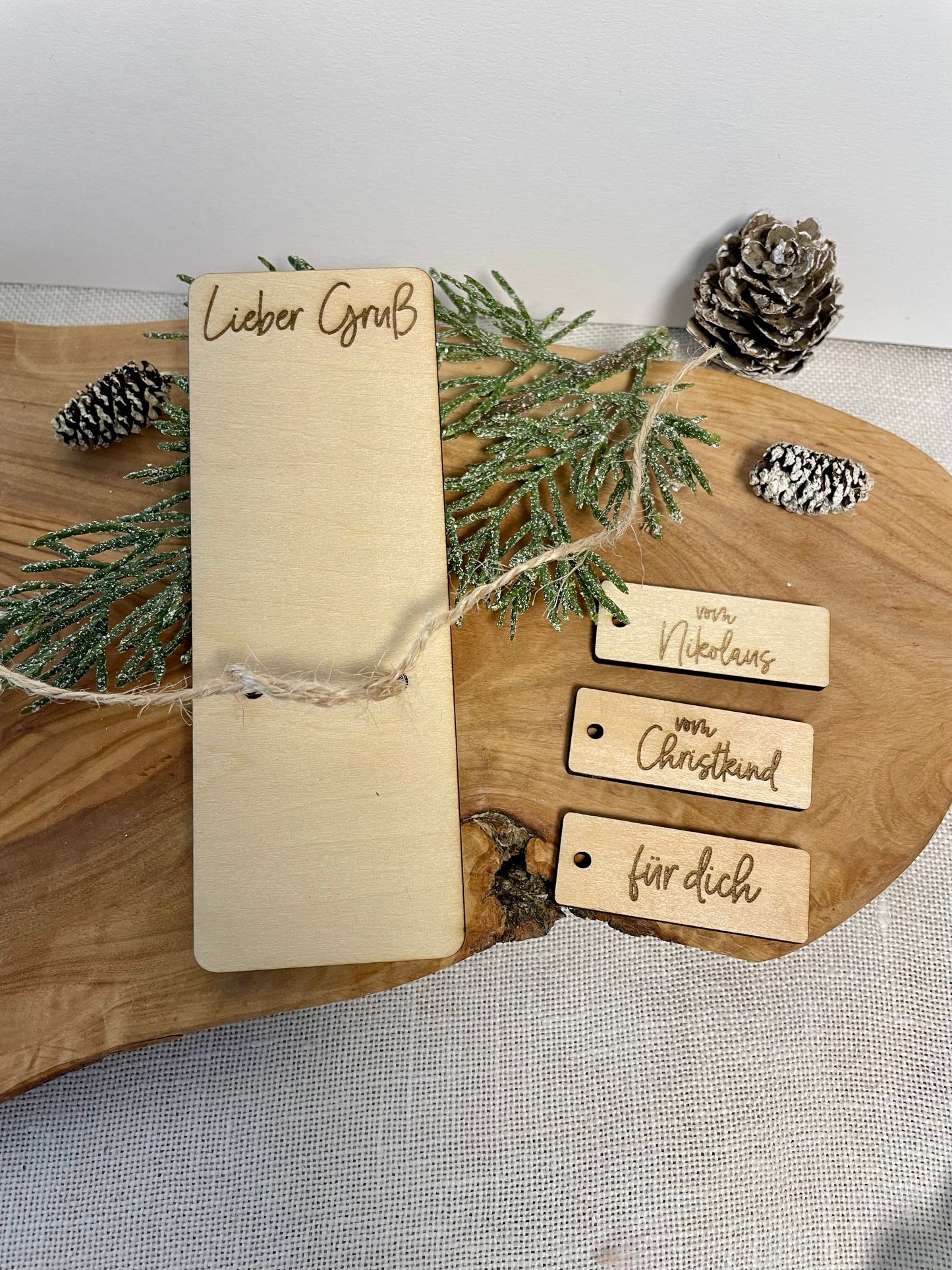 Lieber Gruß vom Nikolaus / vom Christkind / für dich / kleines Geschenk für z.B. Arbeitskollegen / Tischdeko / Gastgeschenk / Schokoladenhalter /